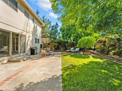 5249 Diablo Dr, Sacramento, CA 95842 Photo