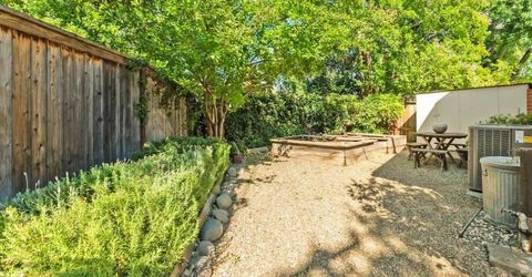 5249 Diablo Dr, Sacramento, CA 95842 Photo