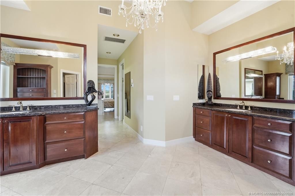 7737 SE Manhasset Place, Hobe Sound, FL 33455 Photo