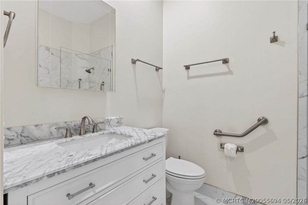 8521 SE Palm Hammock Lane, Hobe Sound, FL 33455 Photo