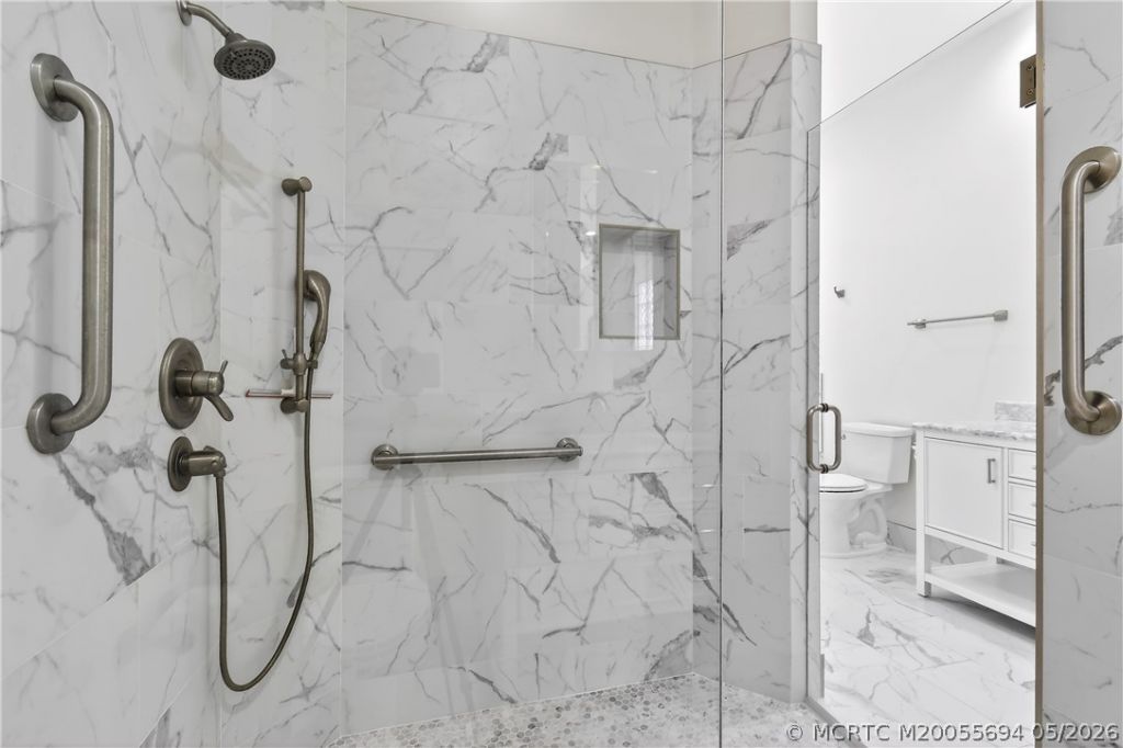 8521 SE Palm Hammock Lane, Hobe Sound, FL 33455 Photo