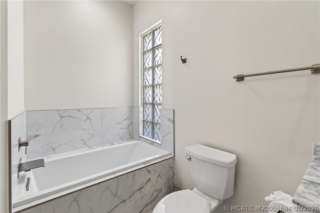 8521 SE Palm Hammock Lane, Hobe Sound, FL 33455 Photo
