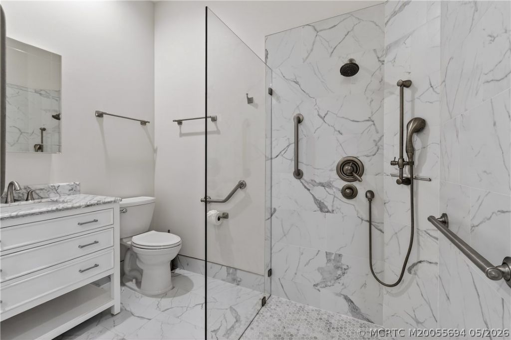 8521 SE Palm Hammock Lane, Hobe Sound, FL 33455 Photo