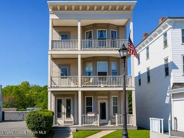745 Warren Street, Hudson, NY 12534