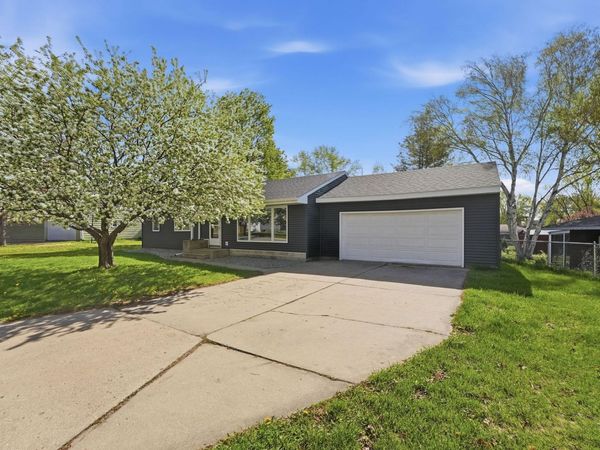 205 Victoria Drive, Alexandria, MN 56308