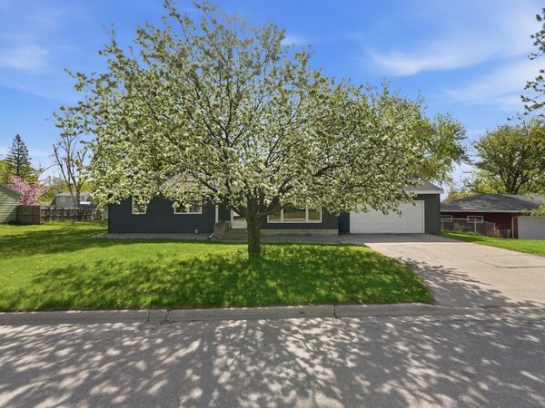 205 Victoria Drive, Alexandria, MN 56308