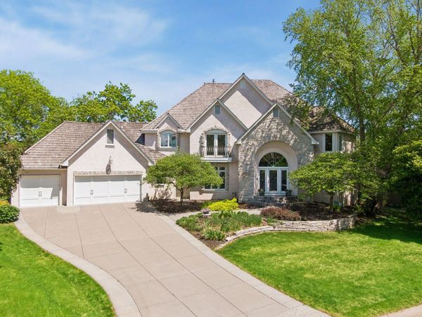 10444 Purdey Road , Eden Prairie, MN 55347