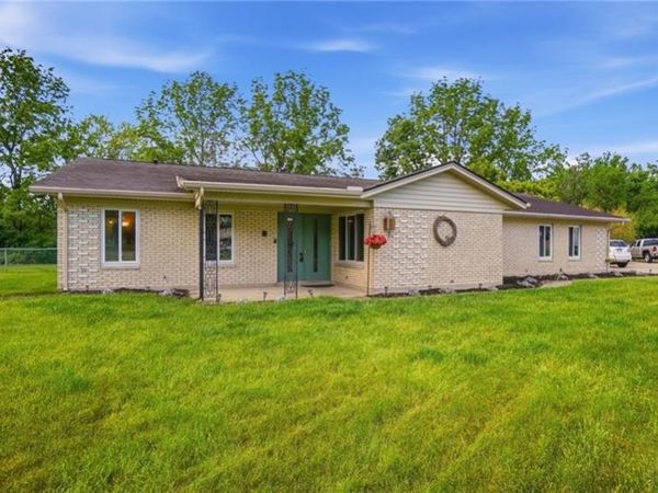 6030 Cobbleskill Court, Centerville, OH 45459