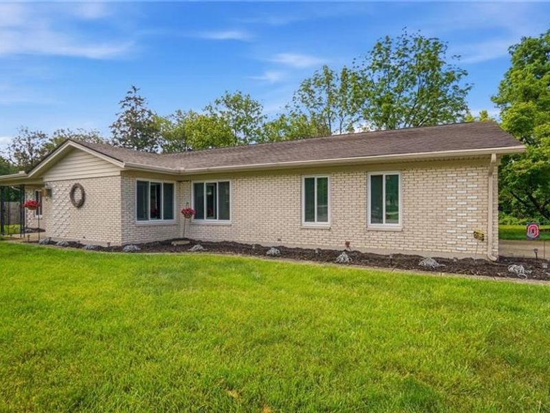 6030 Cobbleskill Court, Centerville, OH 45459 Photo 3
