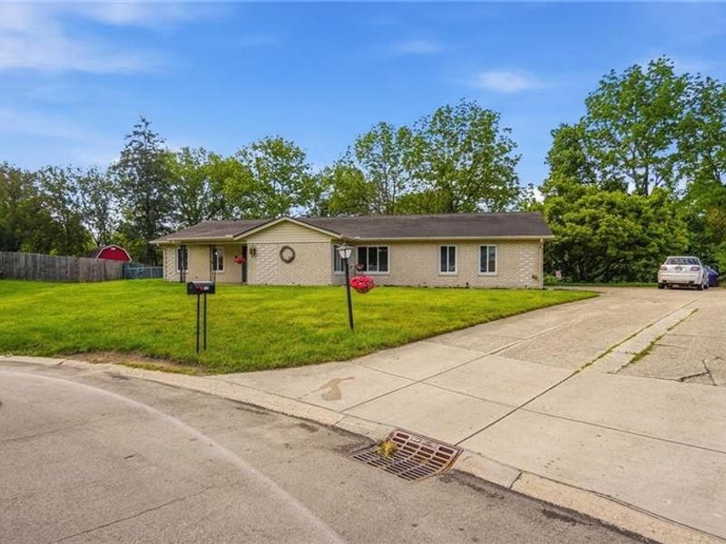 6030 Cobbleskill Court, Centerville, OH 45459 Photo 4