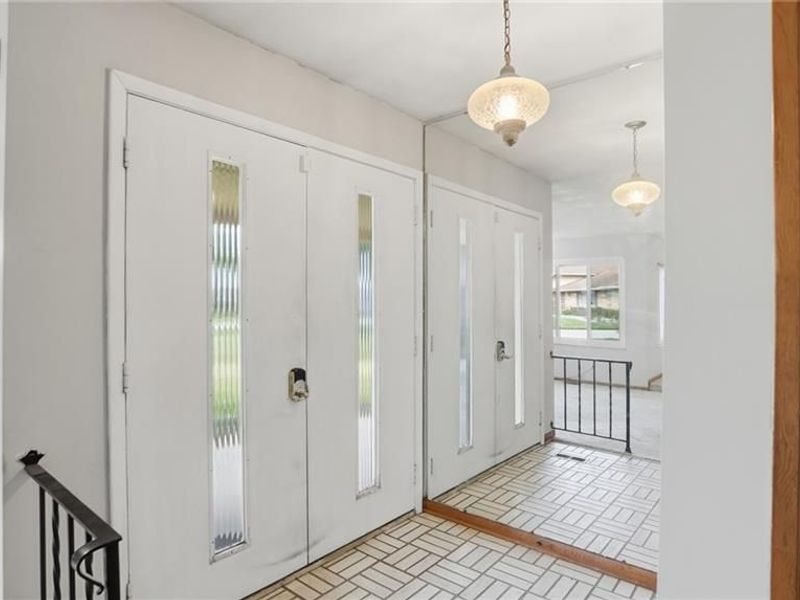 6030 Cobbleskill Court, Centerville, OH 45459 Photo 6