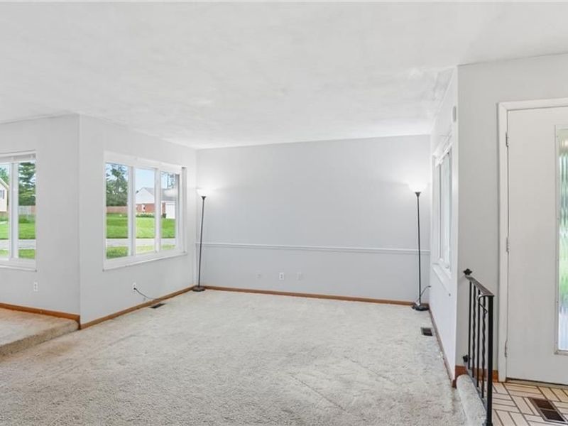 6030 Cobbleskill Court, Centerville, OH 45459 Photo 7
