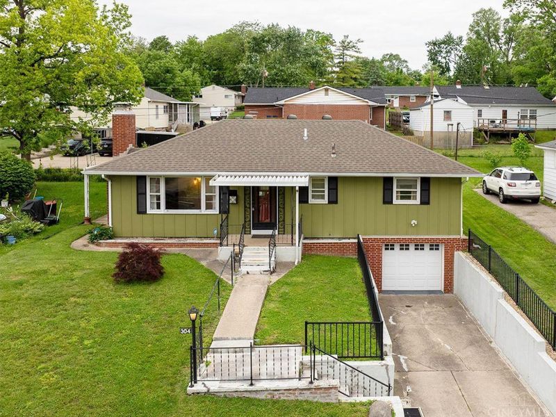 304 Fulton Lane, Middletown, OH 45044 Photo 3