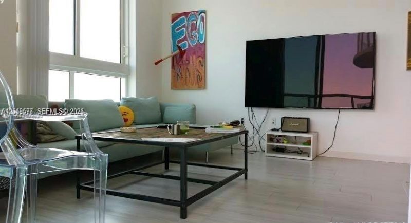 1900 N Bayshore Dr, Unit 4403, Miami, FL 33132 Photo