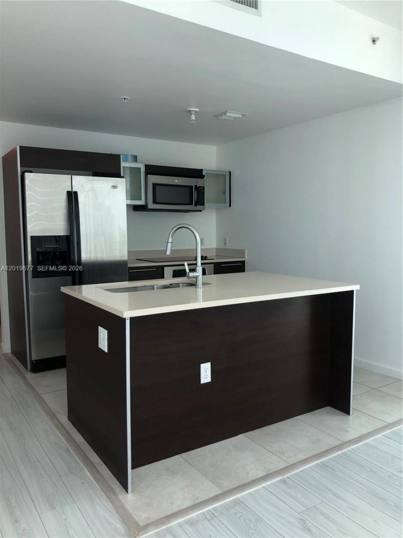 1900 N Bayshore Dr, Unit 4403, Miami, FL 33132 Photo