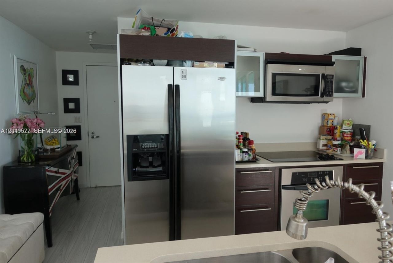 1900 N Bayshore Dr, Unit 4403, Miami, FL 33132 Photo