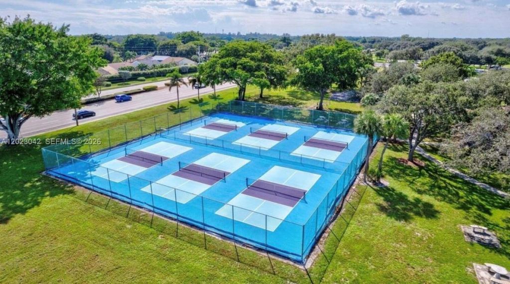 164 Meadows Dr, Boynton Beach, FL 33436 Photo