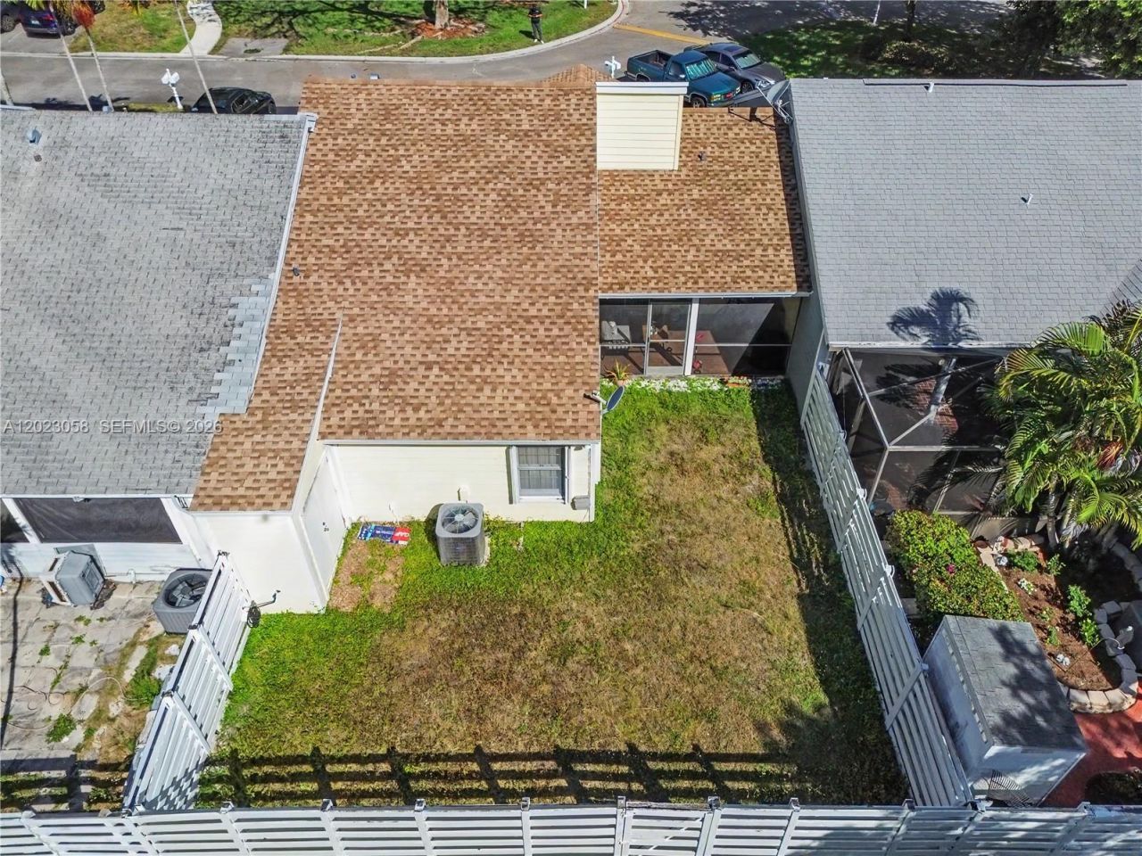 14609 SW 143rd Place Cir , Miami, FL 33186 Photo
