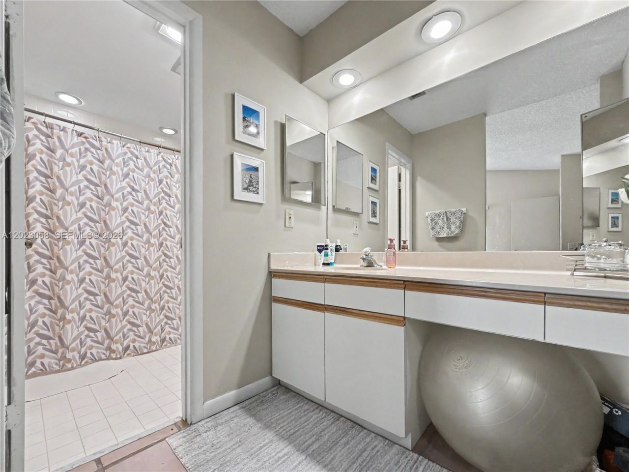14609 SW 143rd Place Cir , Miami, FL 33186 Photo