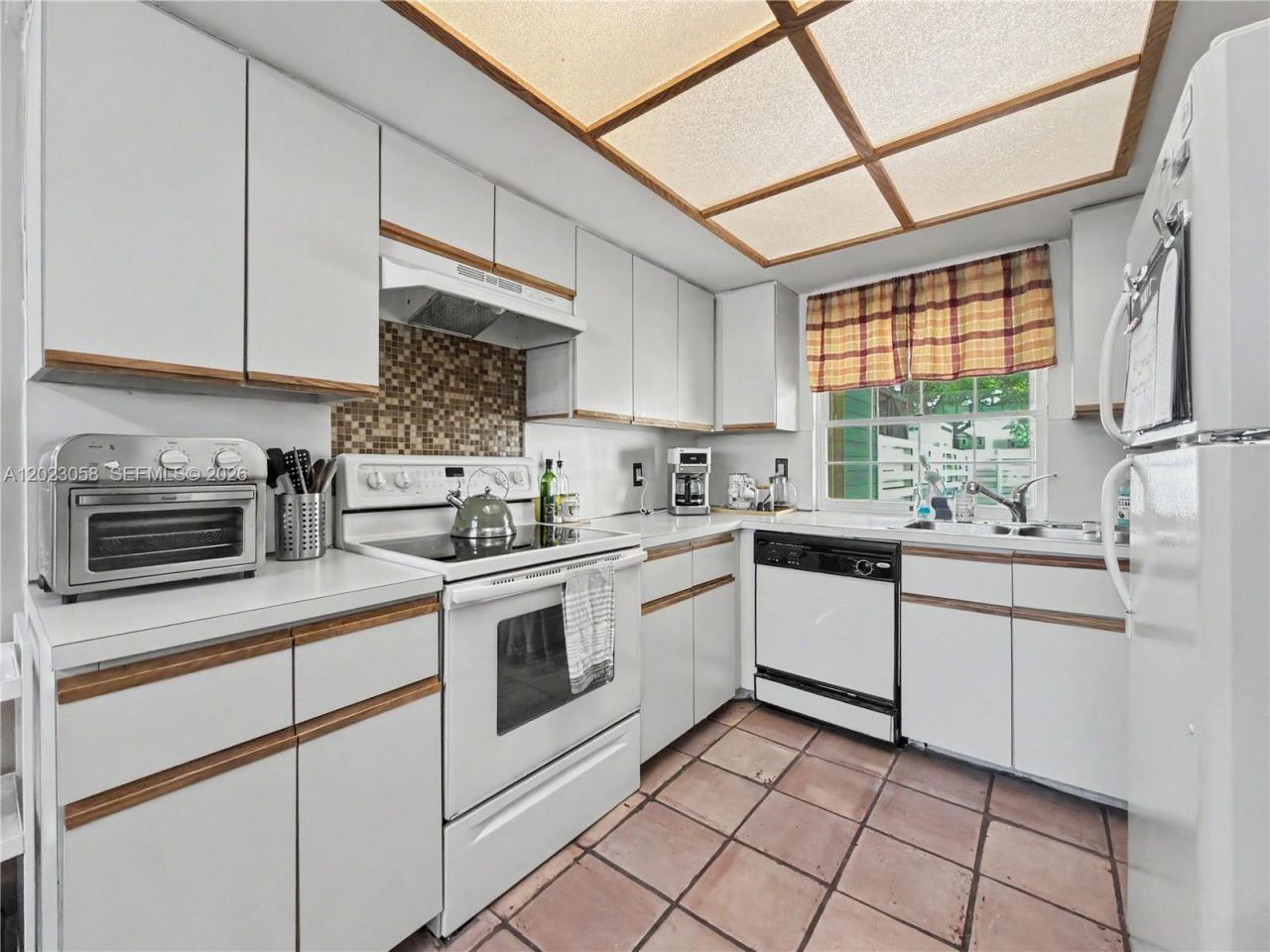 14609 SW 143rd Place Cir , Miami, FL 33186 Photo