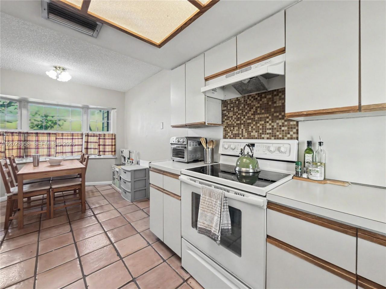 14609 SW 143rd Place Cir , Miami, FL 33186 Photo