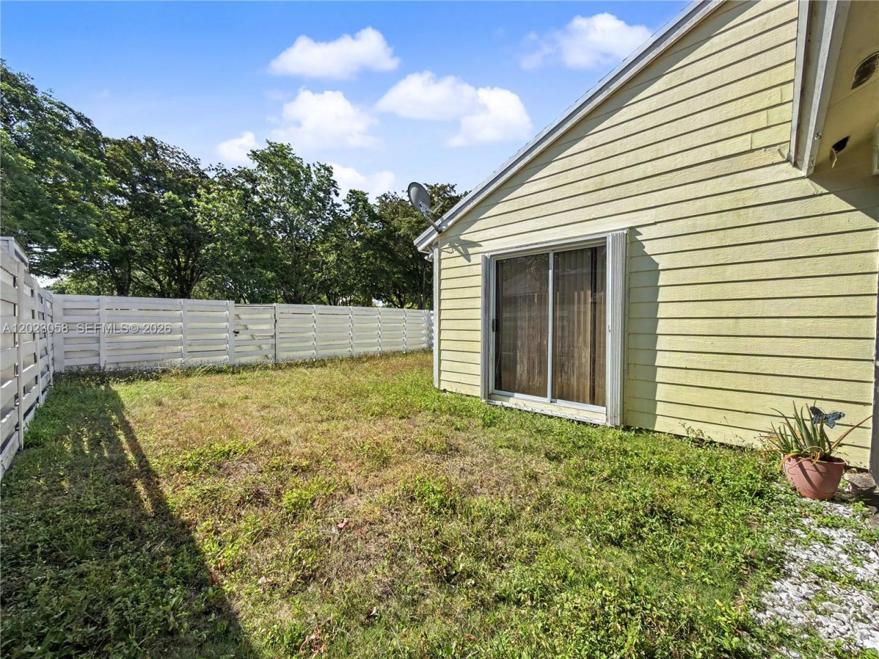 14609 SW 143rd Place Cir , Miami, FL 33186 Photo