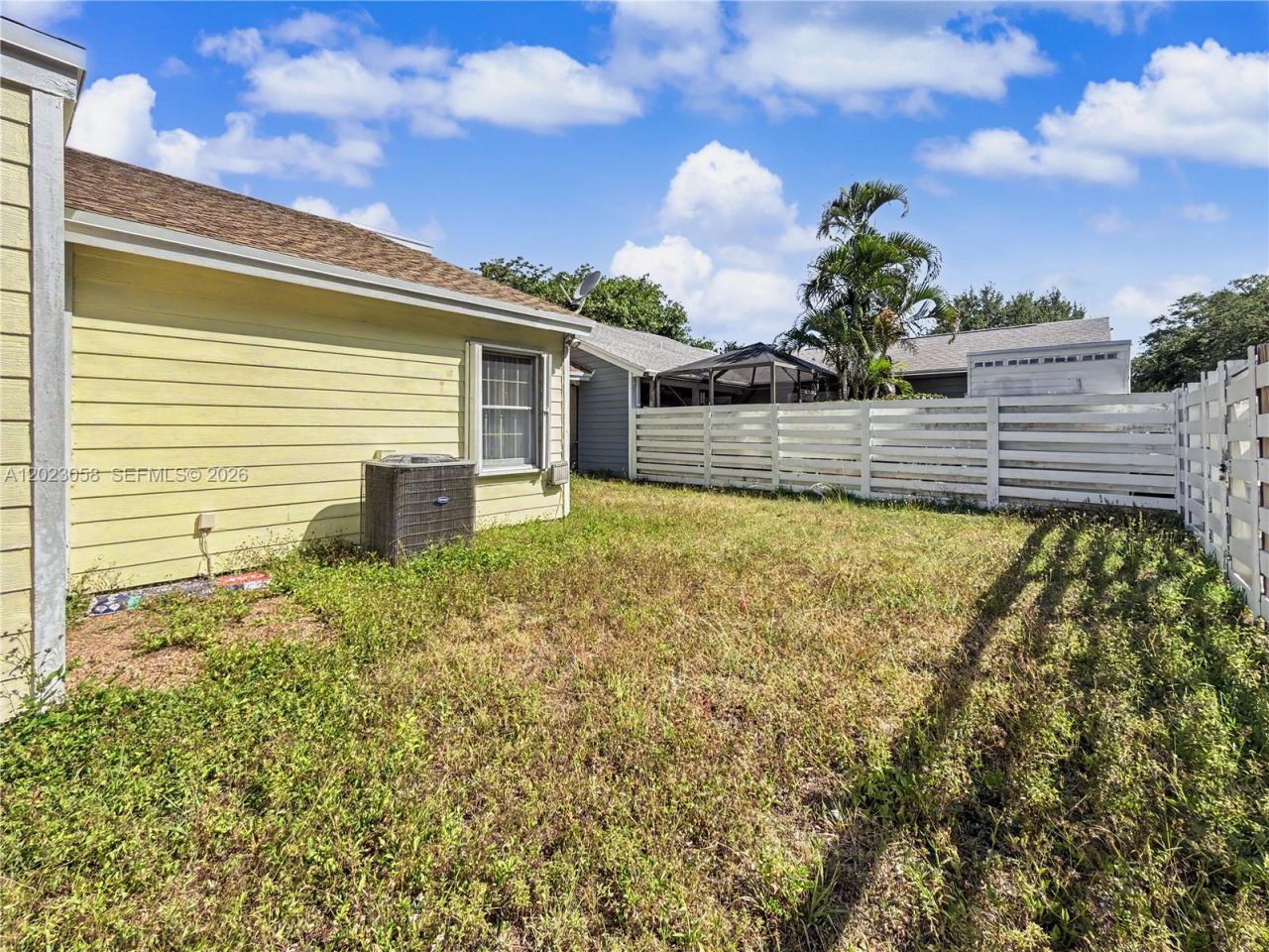 14609 SW 143rd Place Cir , Miami, FL 33186 Photo