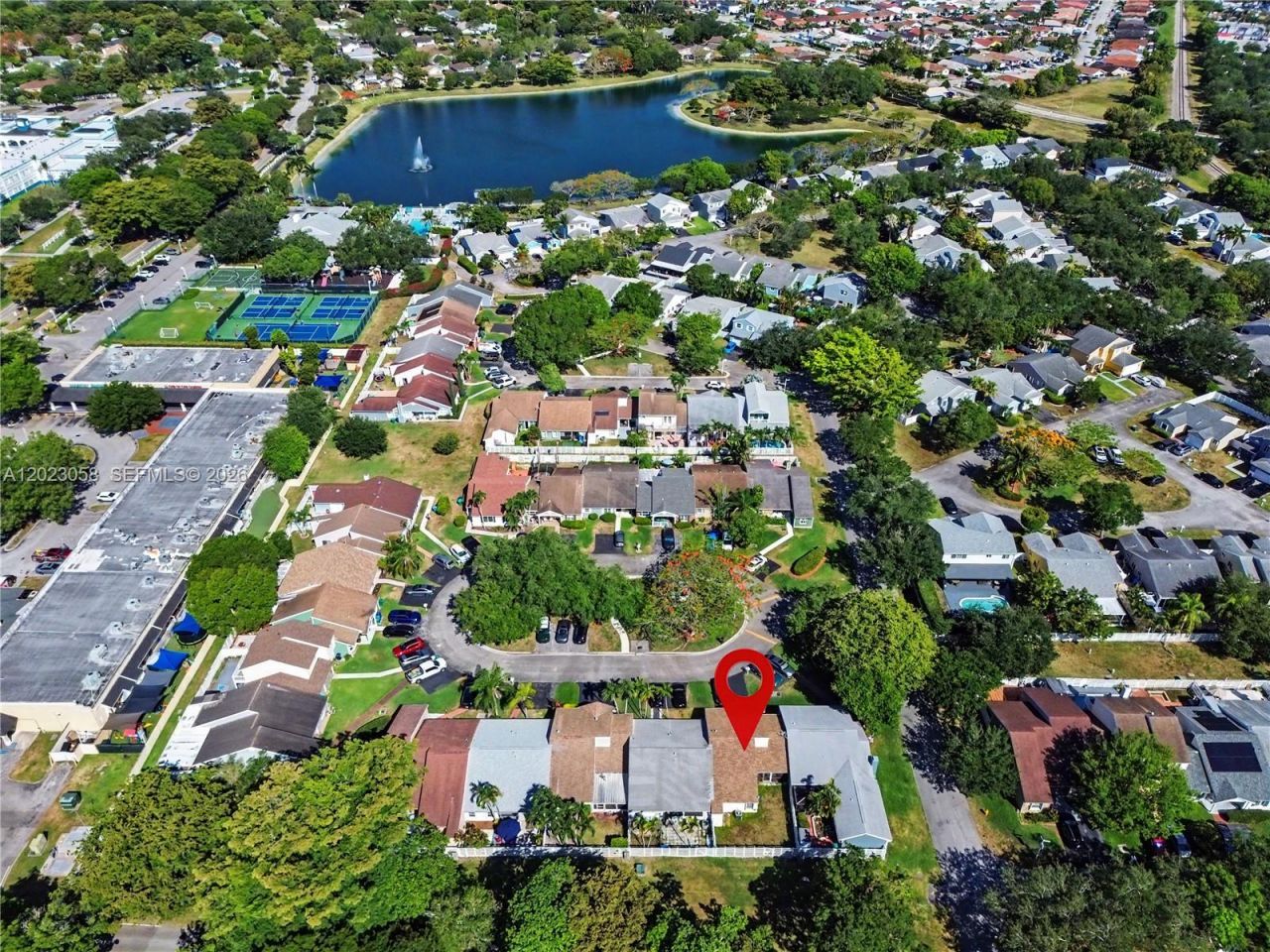 14609 SW 143rd Place Cir , Miami, FL 33186 Photo