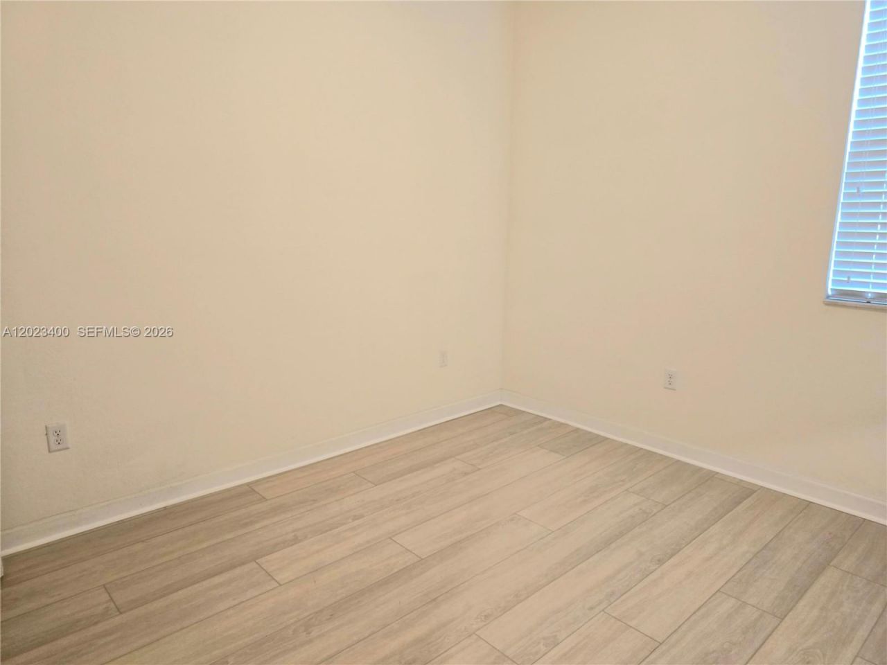 9261 W 33rd Way, Hialeah, FL 33018 Photo