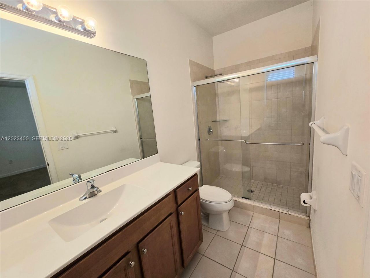 9261 W 33rd Way, Hialeah, FL 33018 Photo