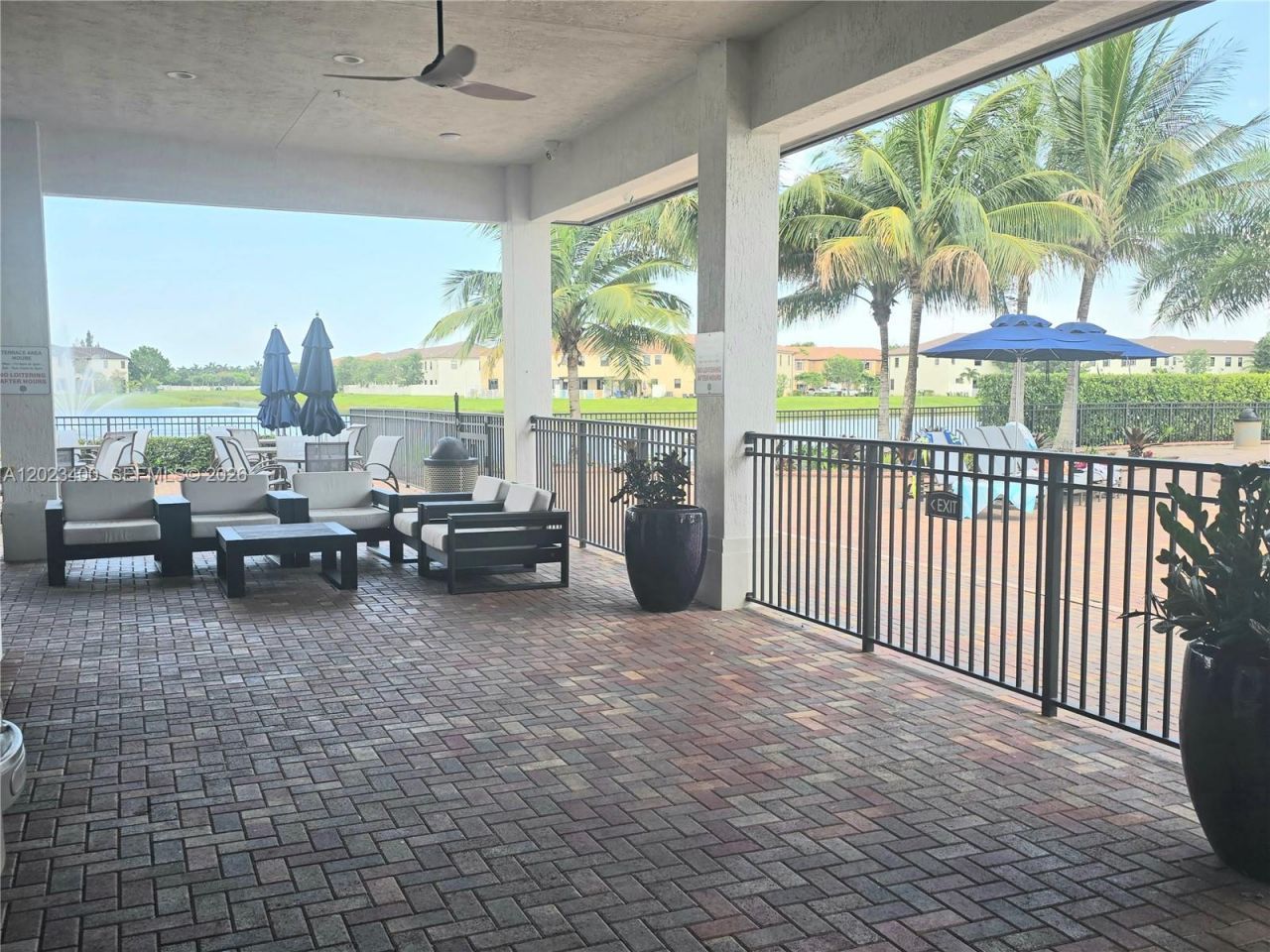 9261 W 33rd Way, Hialeah, FL 33018 Photo