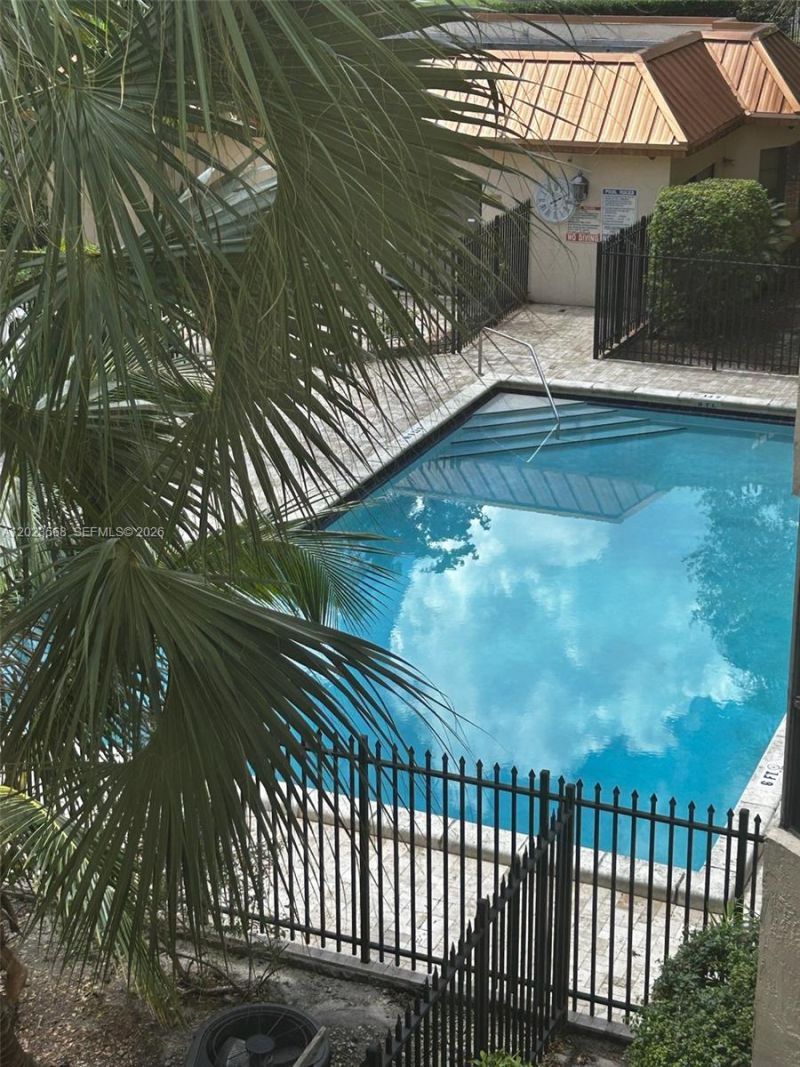 7451 NW 16th St , Unit 304, Plantation, FL 33313 Photo