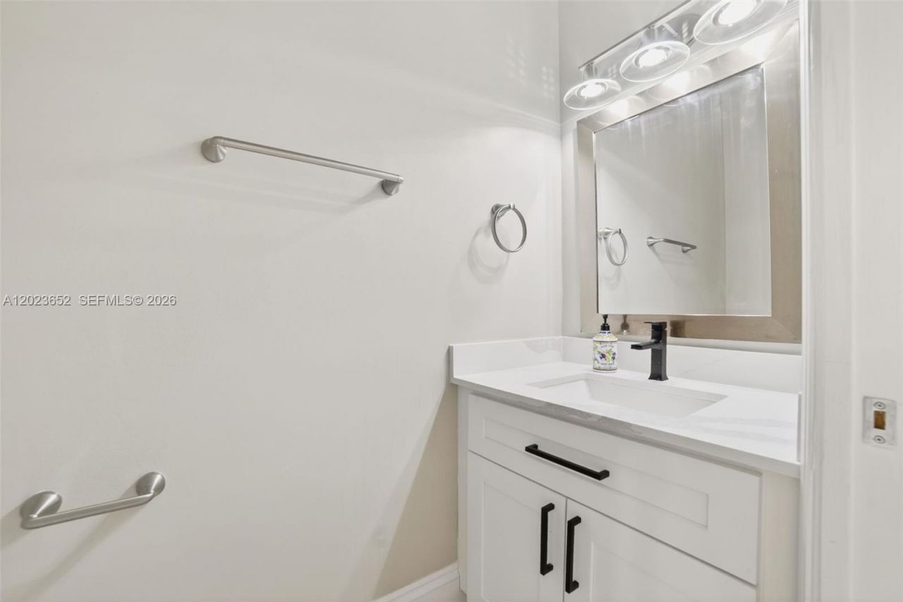 16387 NW 13th St , Pembroke Pines, FL 33028 Photo