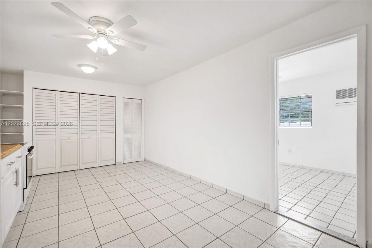 877 W 33rd St , Unit A, Hialeah, FL 33012 Photo