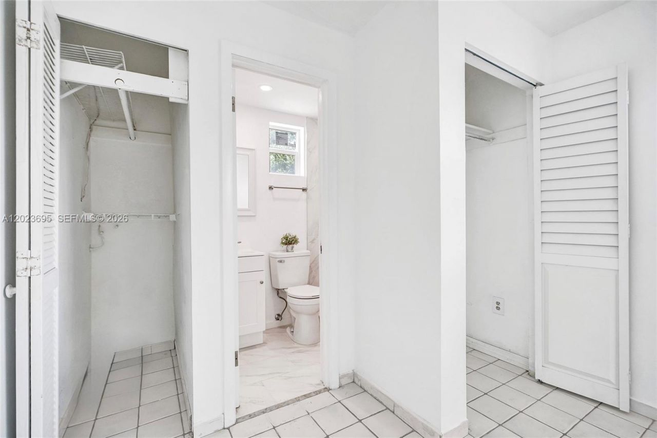 877 W 33rd St , Unit A, Hialeah, FL 33012 Photo