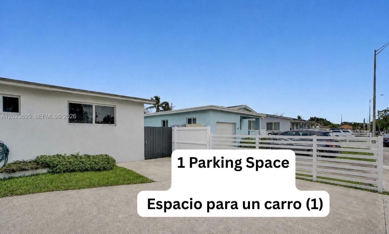 877 W 33rd St , Unit A, Hialeah, FL 33012 Photo