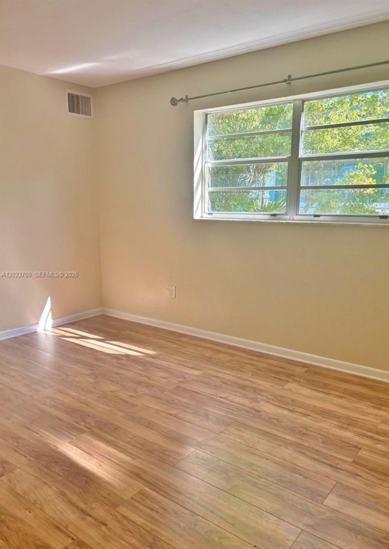 2201 Brickell Ave , Unit 61, Miami, FL 33129 Photo