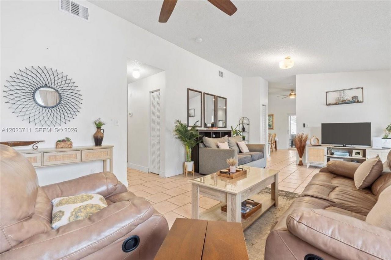 2650 Scott St , Hollywood, FL 33020 Photo