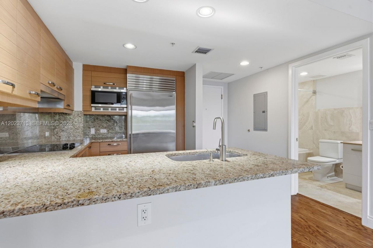 3540 Main Hwy , Unit 404, Miami, FL 33133 Photo