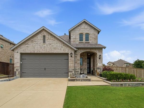 3529 Tulip Drive, Aubrey, TX 76227