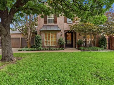 4737 Trail Bend Circle, Fort Worth, TX 76109