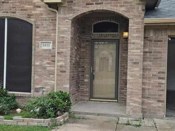 1811 Kings Cross Drive, Lancaster, TX 75134