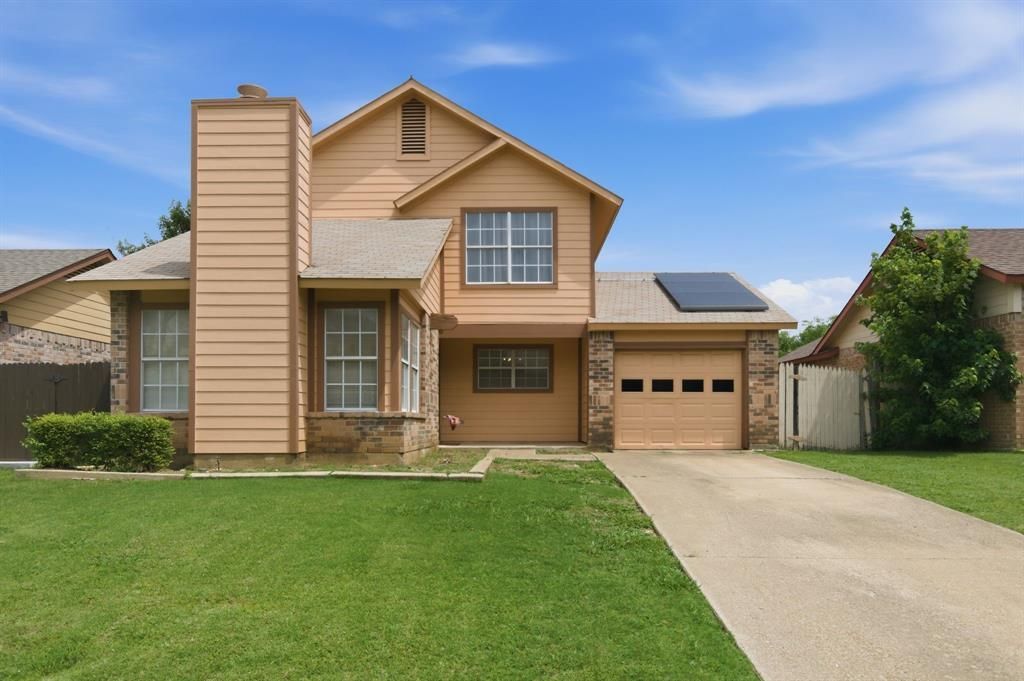 4645 Waterway Drive N, Fort Worth, TX 76137 Main Photo