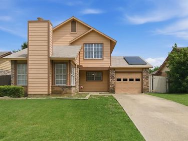 4645 Waterway Drive N, Fort Worth, TX 76137