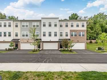 97 FOUR LEAF DRIVE, DOWNINGTOWN, PA 19335