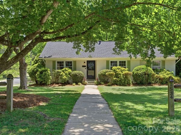 1534 Edgewater Drive , Charlotte, NC 28210