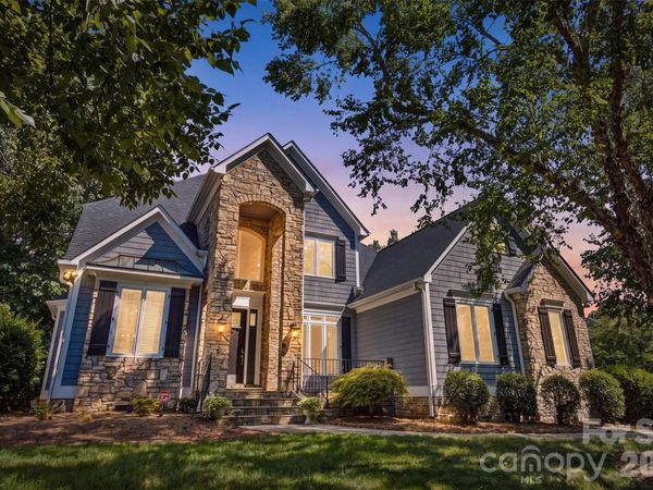 221 Whiterock Drive, Mount Holly, NC 28120