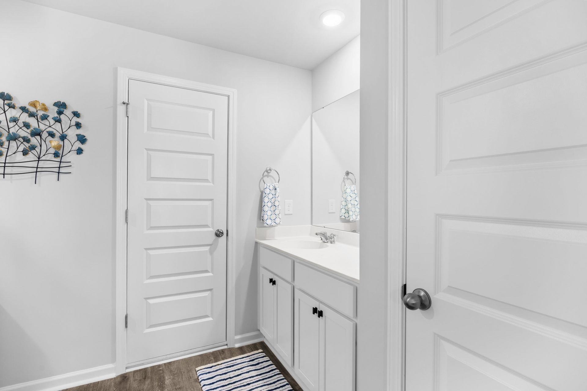 2076 Victory Way Photo 28
