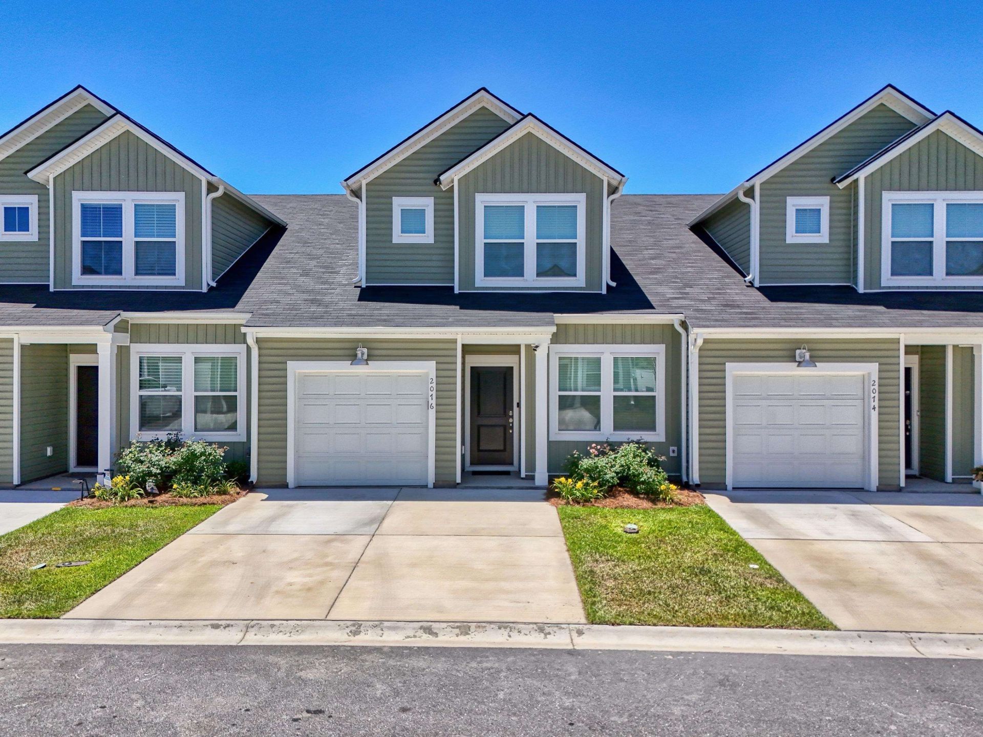 2076 Victory Way Photo 35