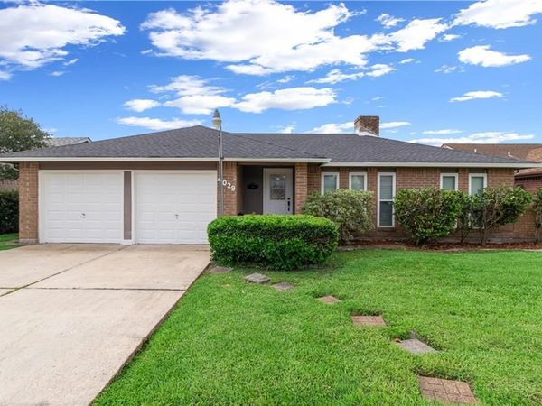 4029 S WOODBINE Street , Harvey, LA 70058
